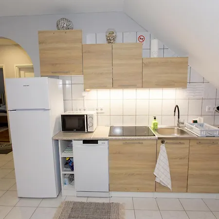 Dio Apartment *