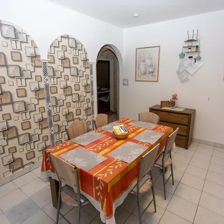Dio Apartment