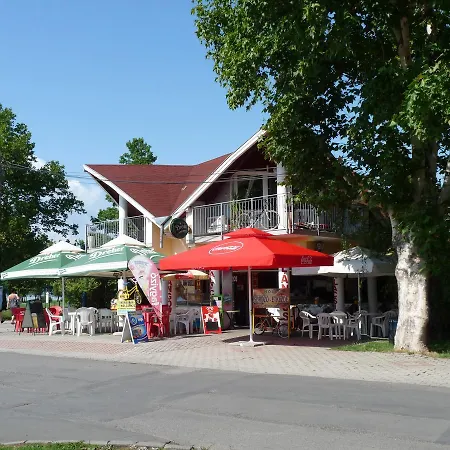 Apartment Dio Balatonboglar